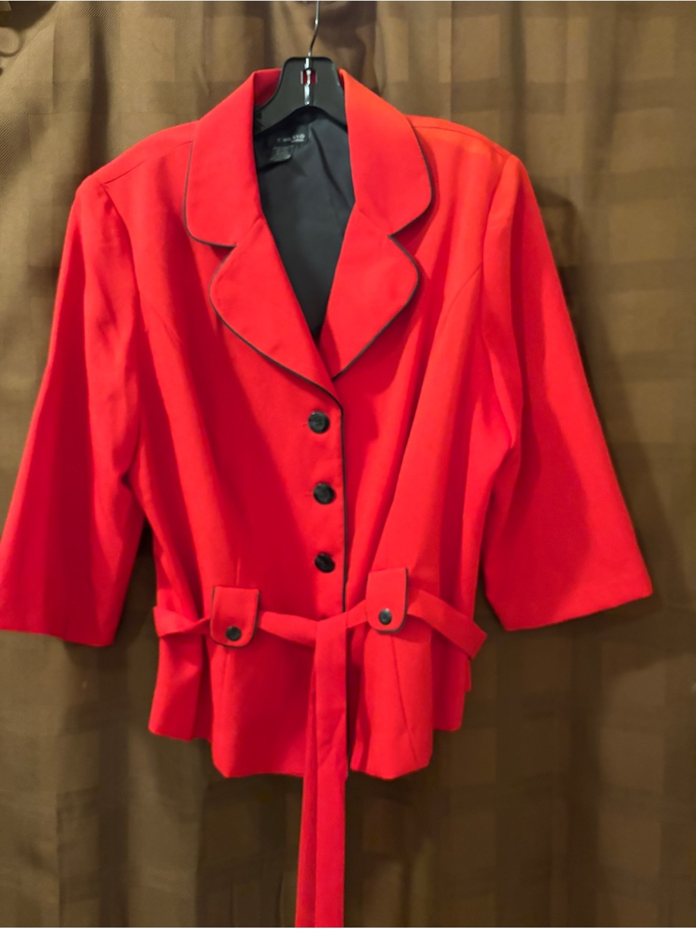 T Milano Career Red and Black Tie Front Blazer size 18W